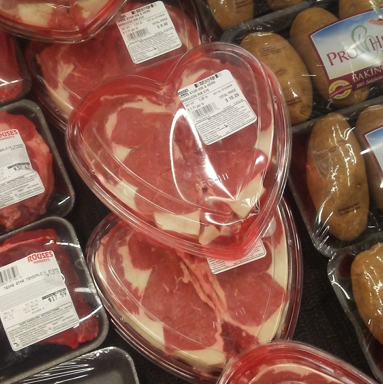 Archillect ID 381050