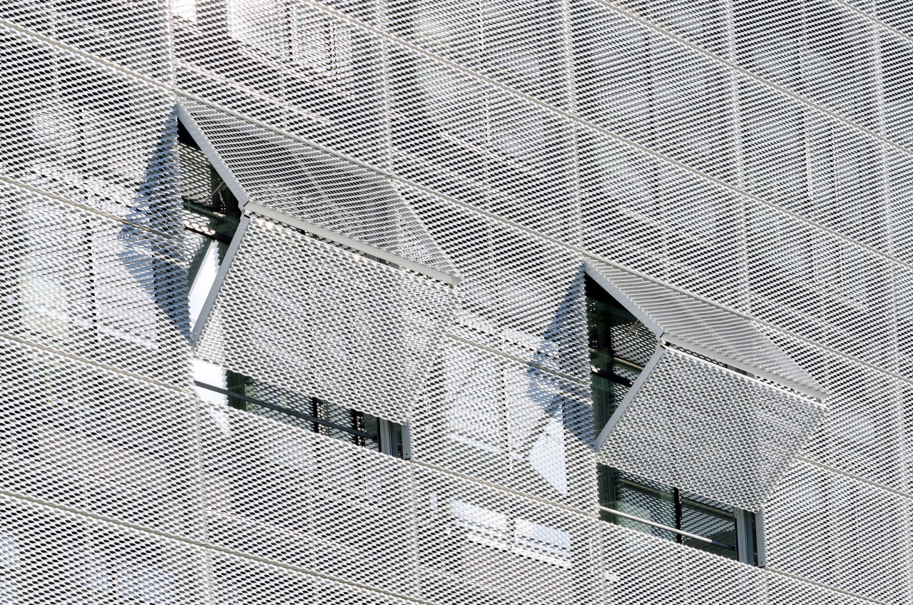 Archillect ID 381102