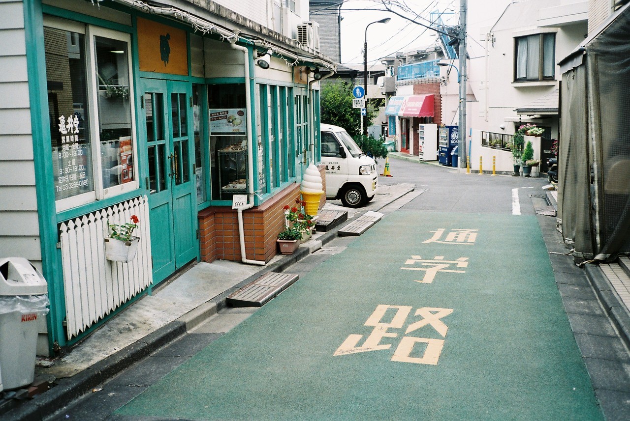 Archillect ID 381122