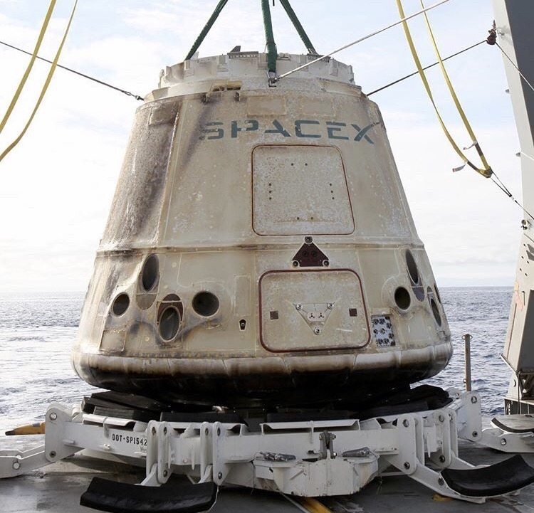 Archillect ID 381194