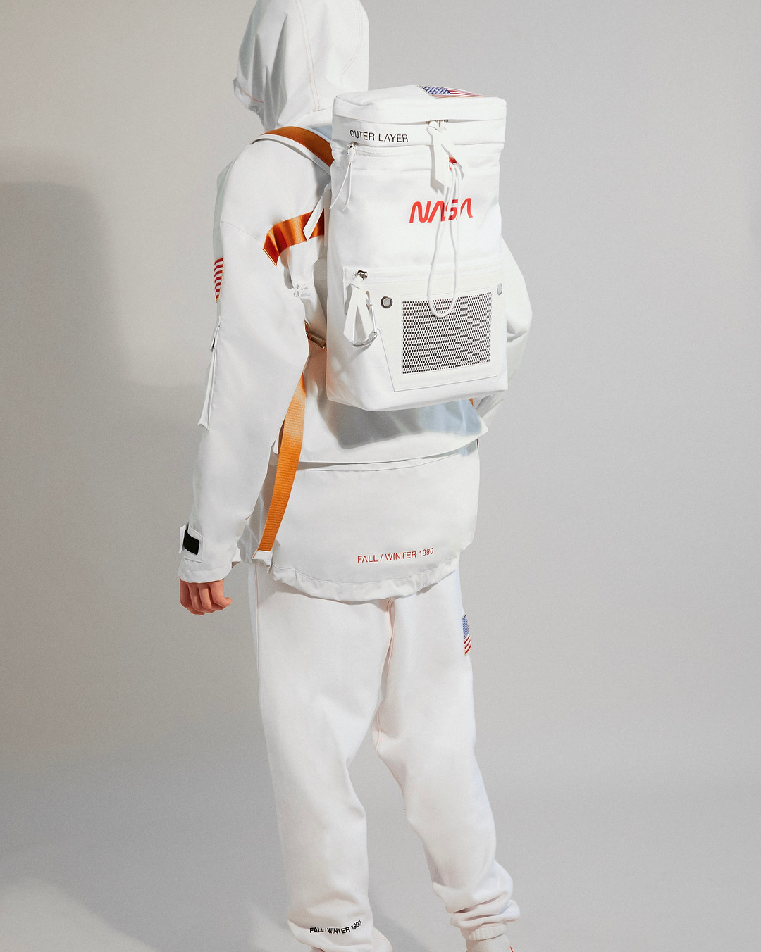 Archillect ID 381198