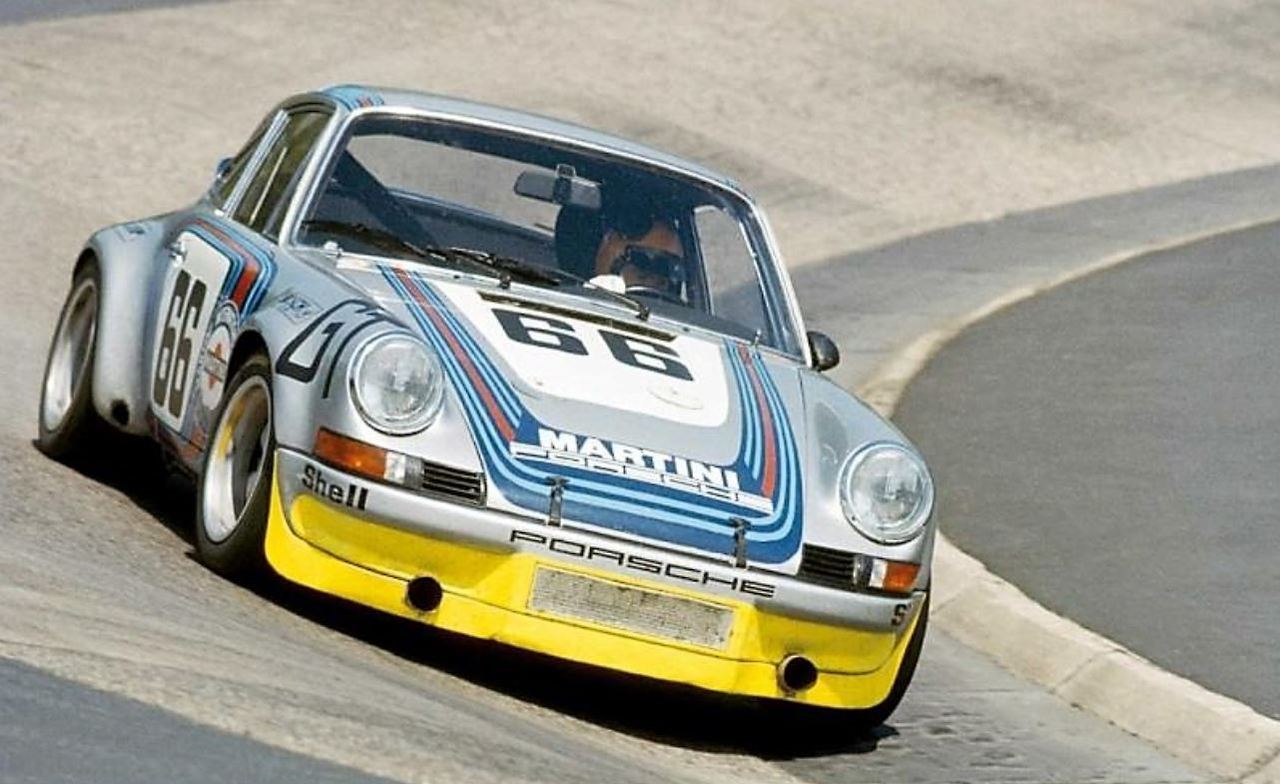 Archillect ID 381431