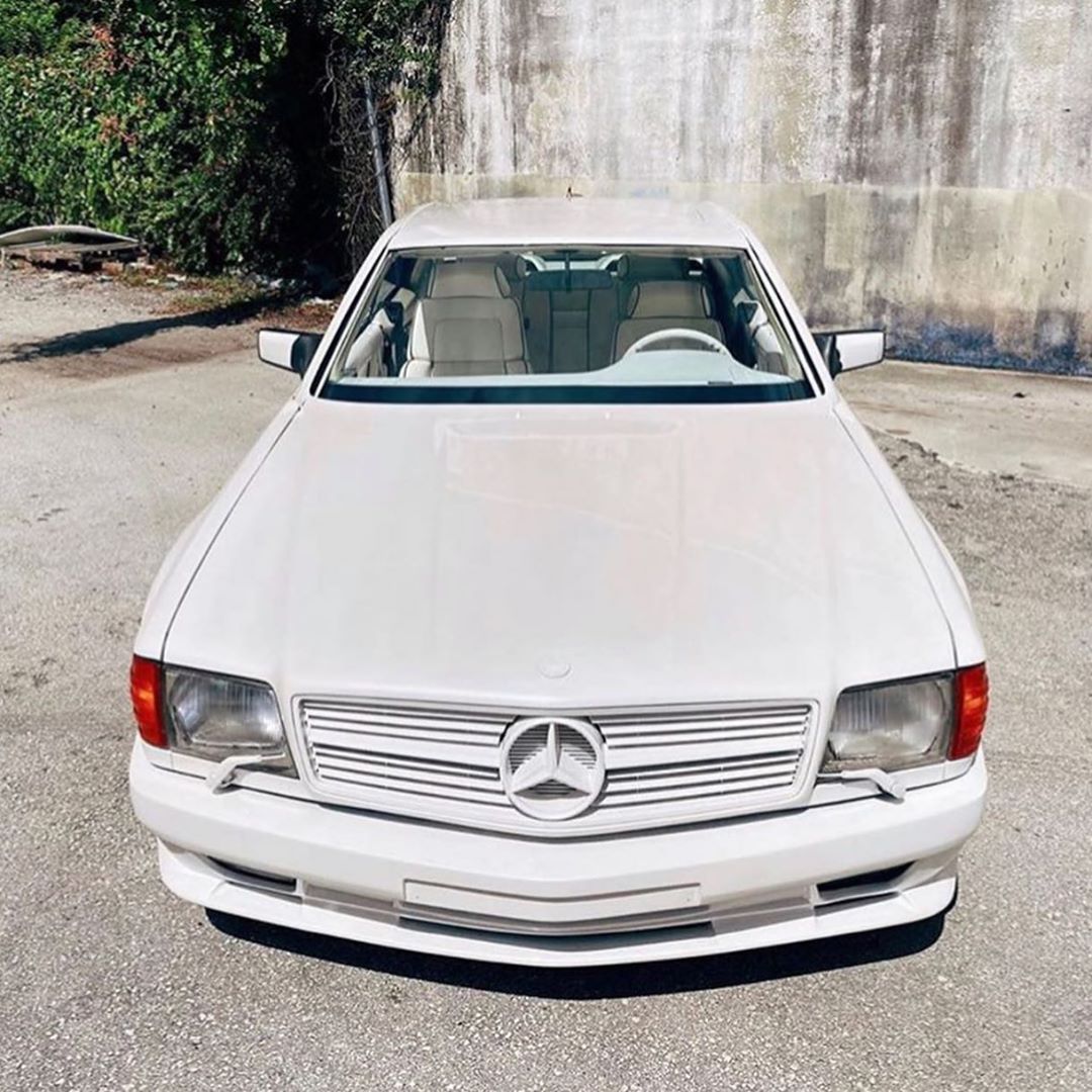 Archillect ID 381495