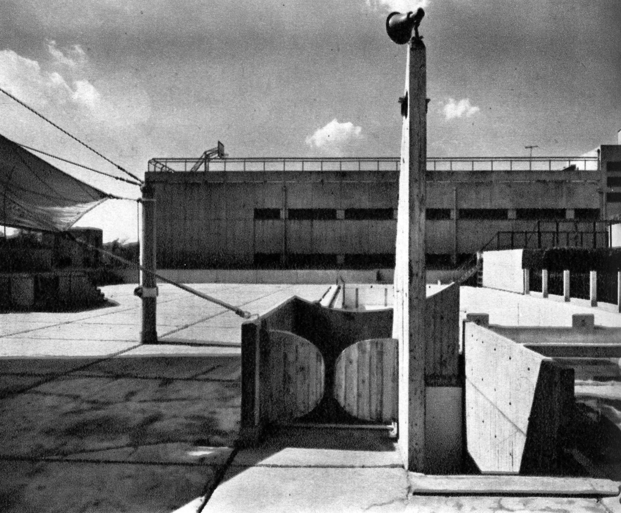 Archillect ID 381538