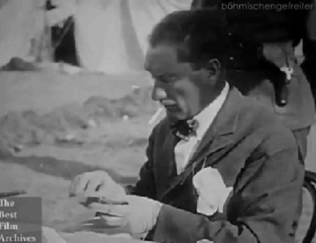 Archillect ID 381666