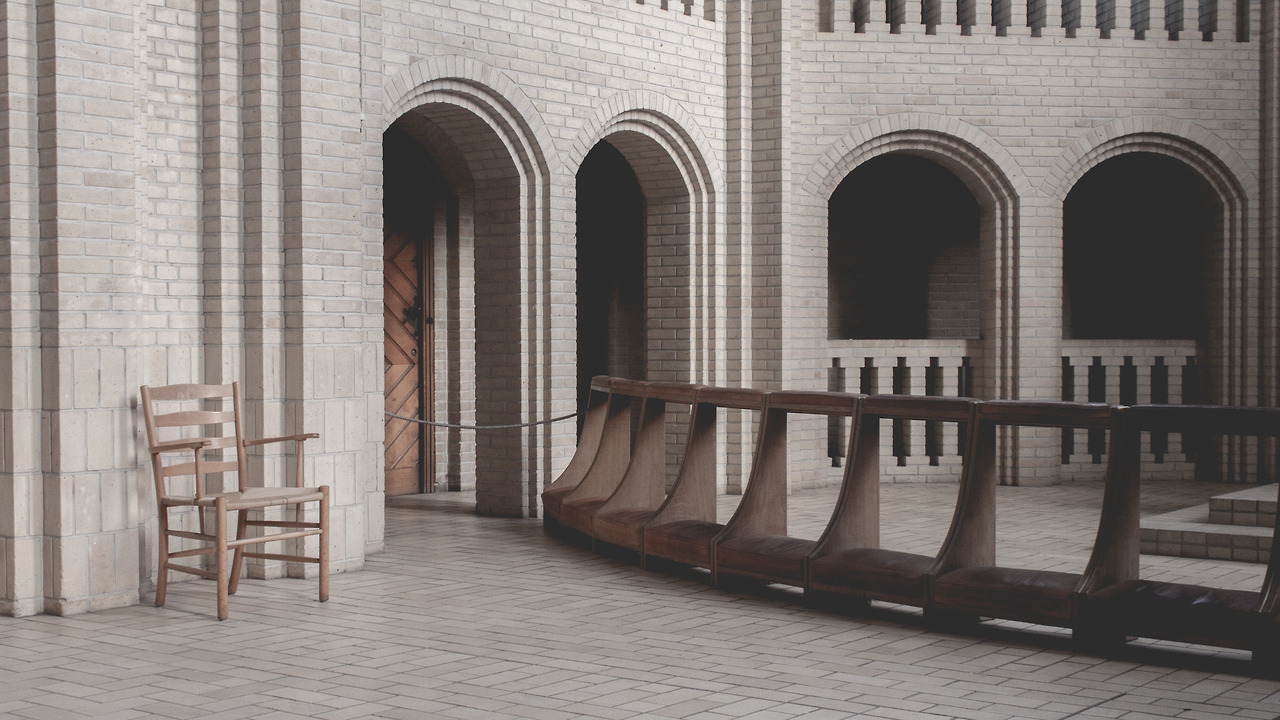 Archillect ID 381680