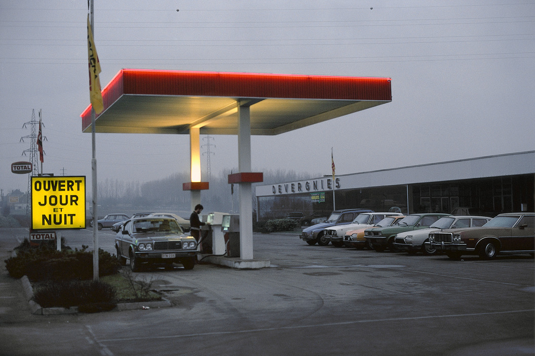 Archillect ID 381708