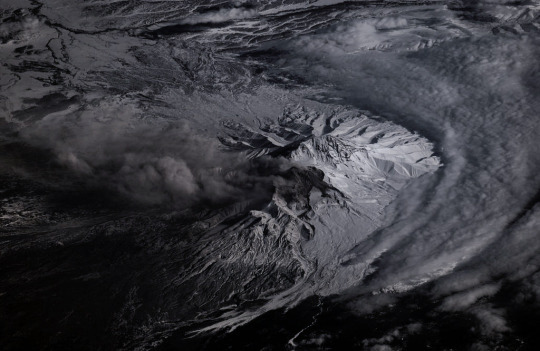 Archillect ID 381711