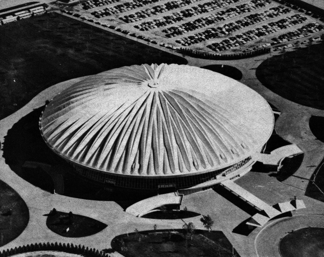 Archillect ID 381864