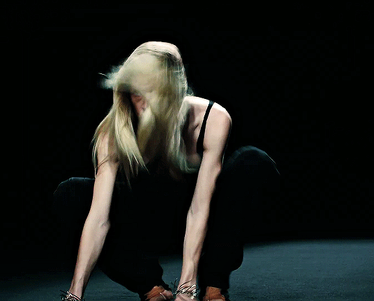 Archillect ID 381905