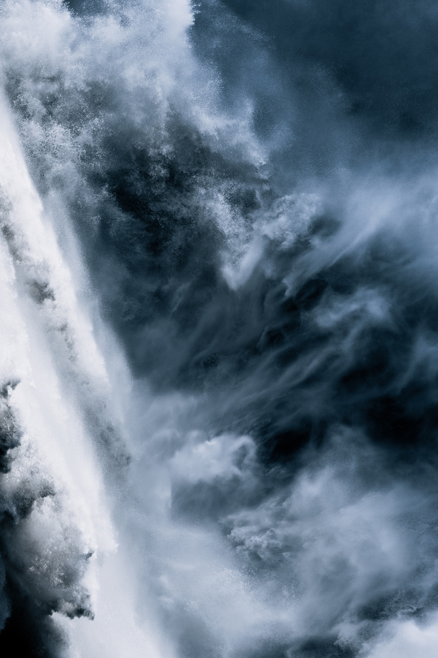 Archillect ID 381958