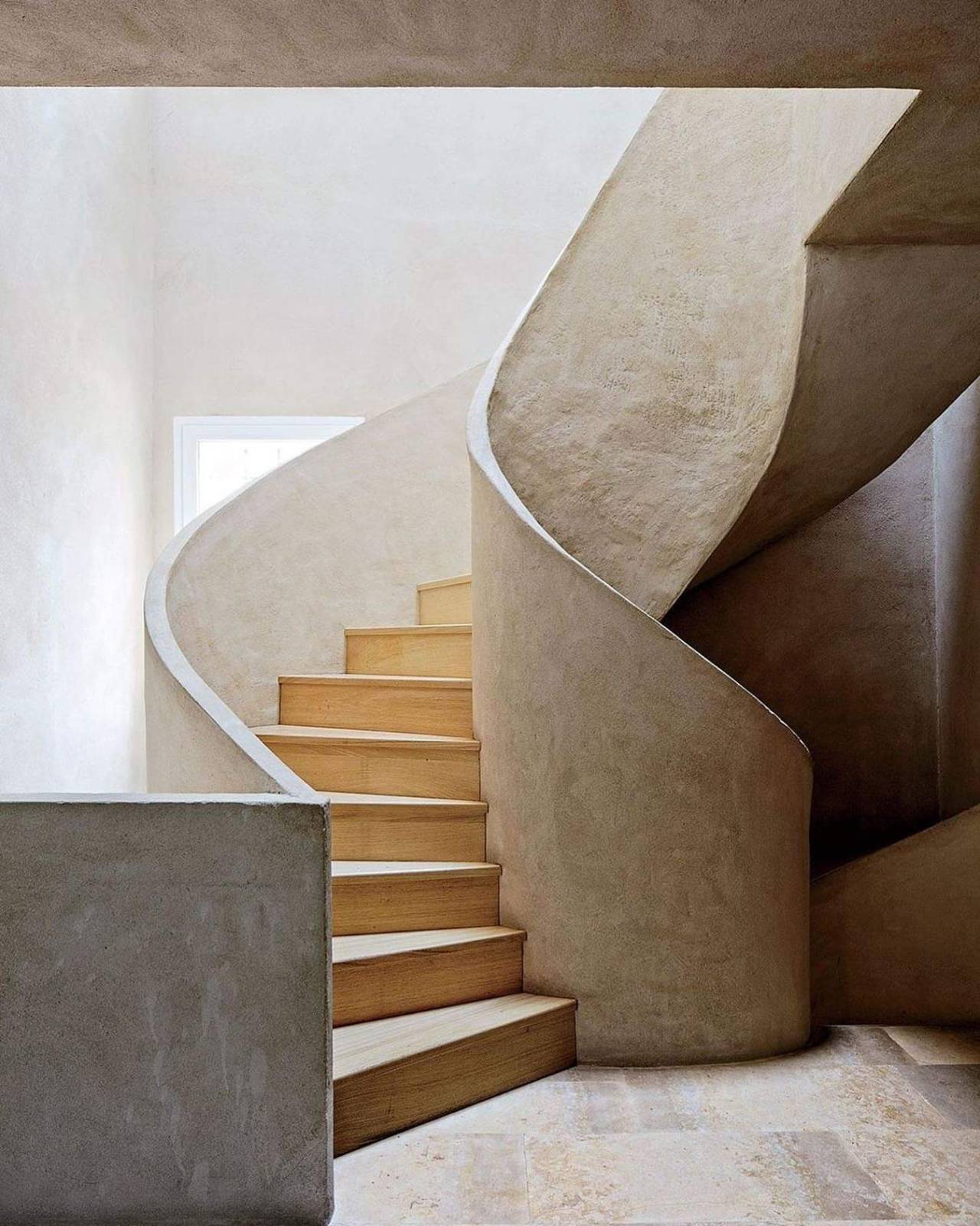 Archillect ID 382035