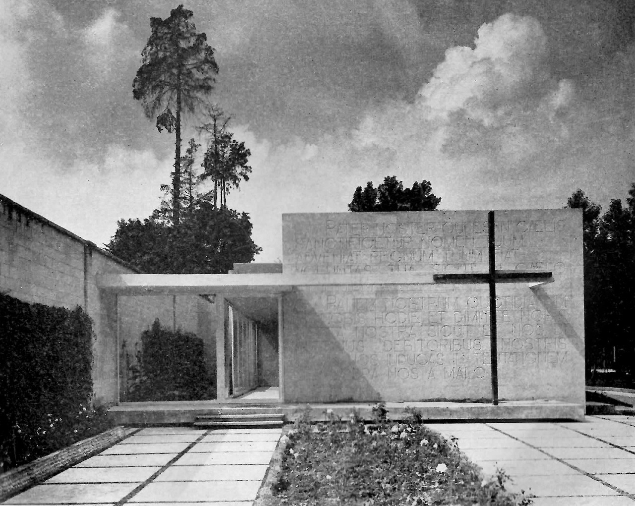 Archillect ID 382081