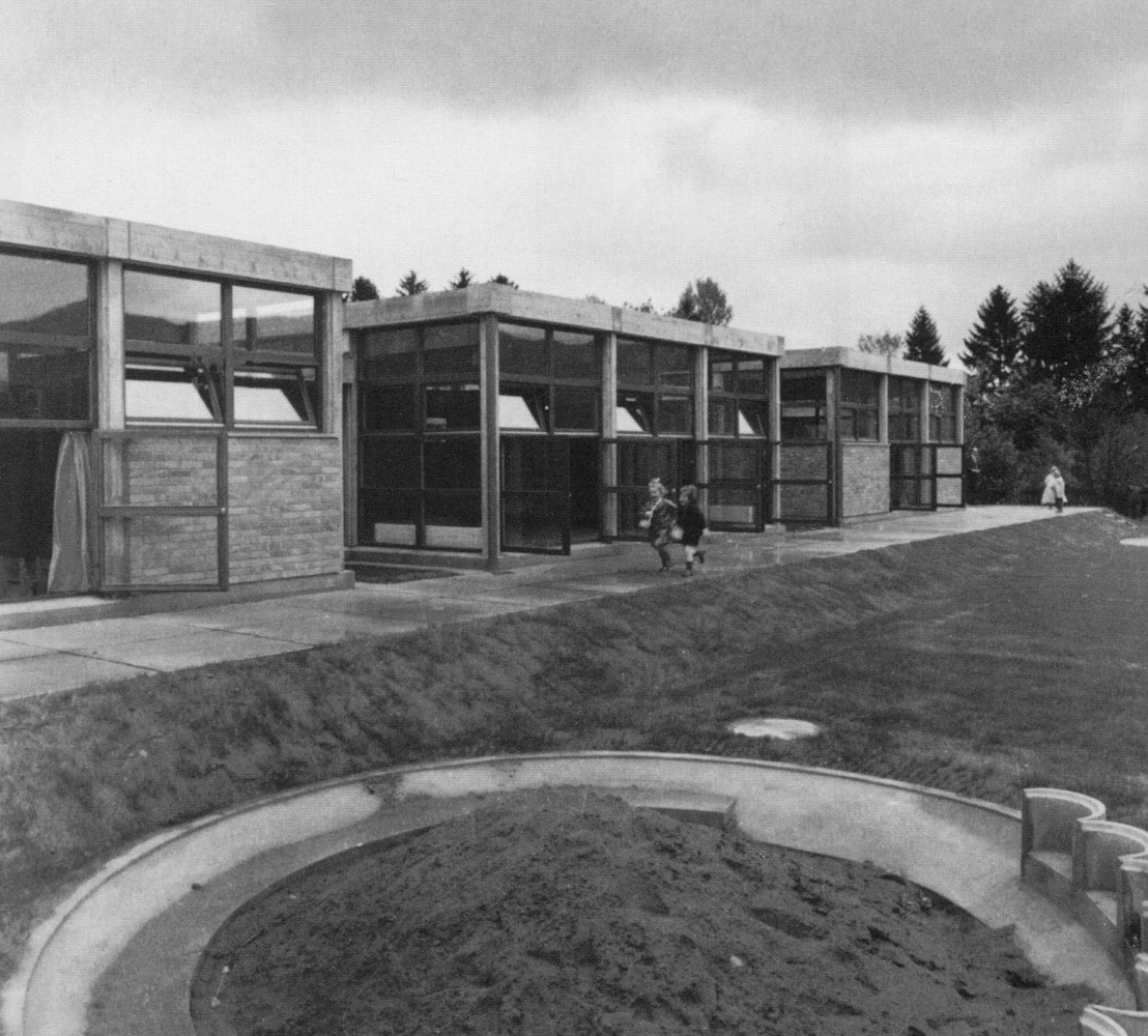 Archillect ID 382361