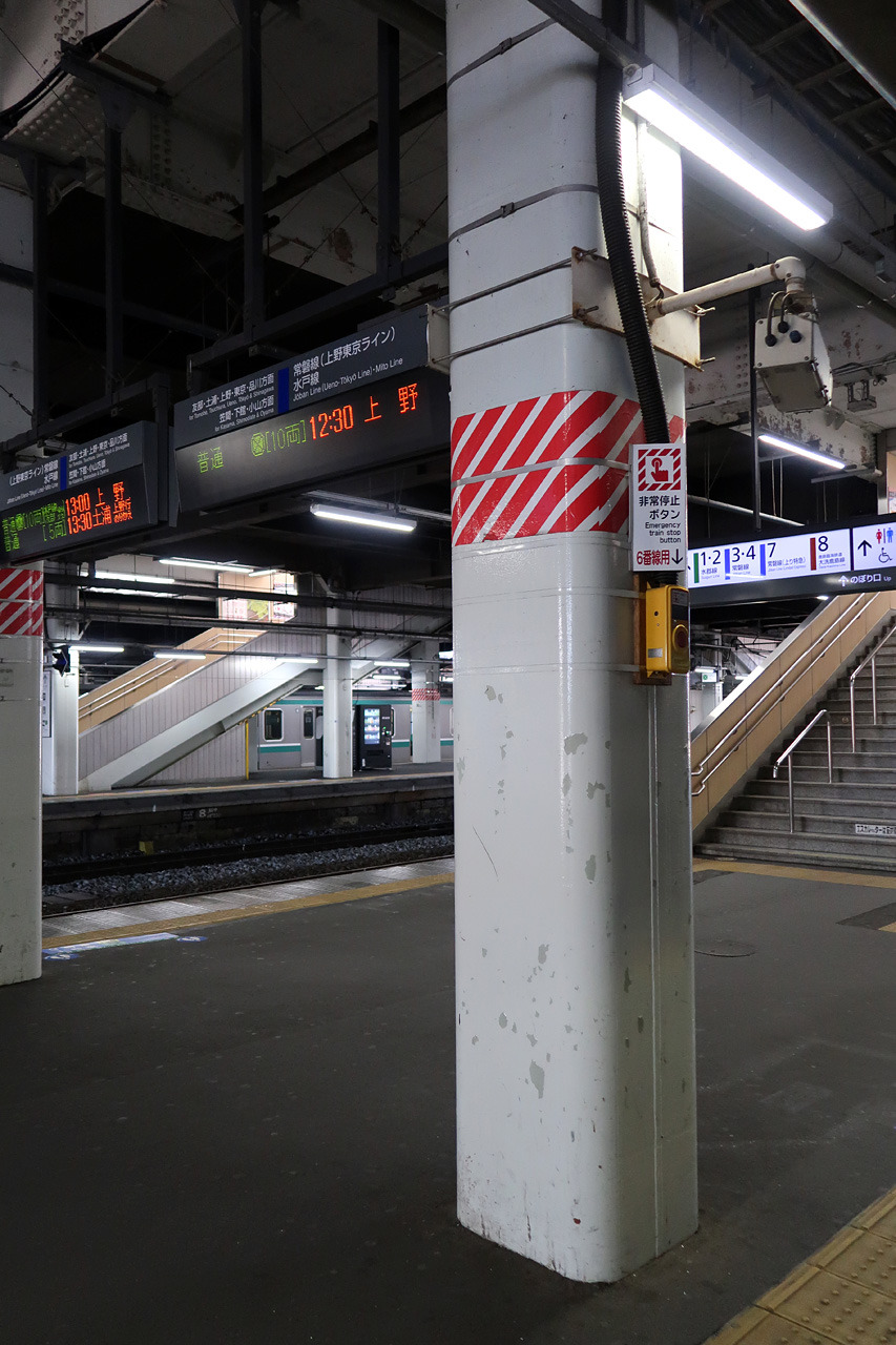 Archillect ID 382393