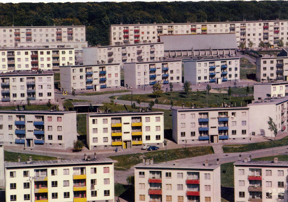 Archillect ID 382406