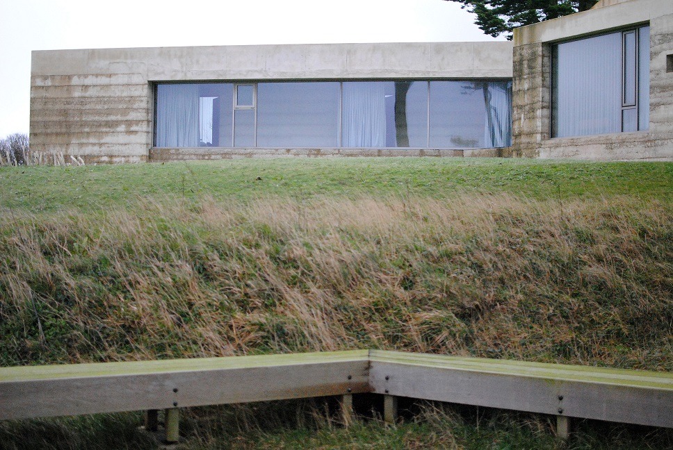 Archillect ID 382496