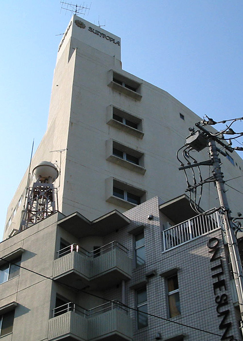 Archillect ID 382608