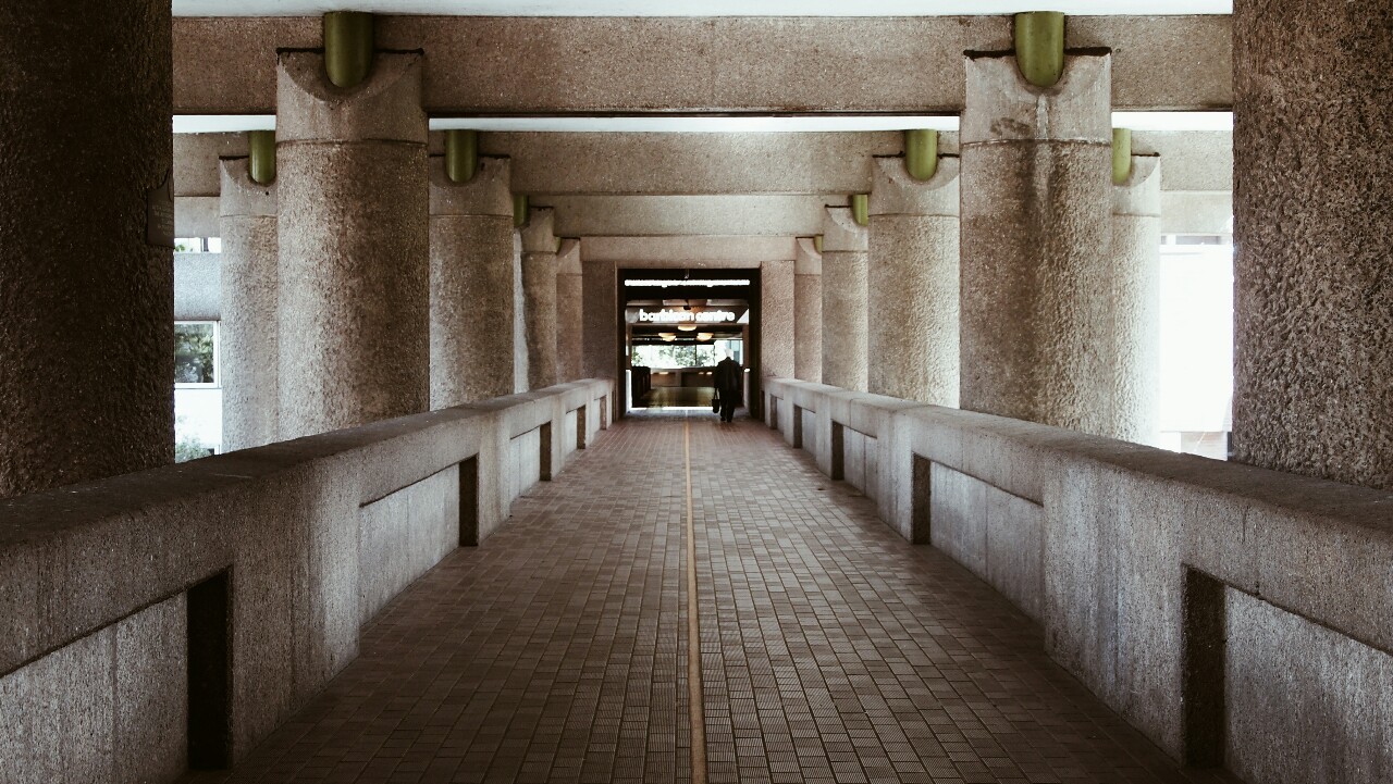 Archillect ID 382614