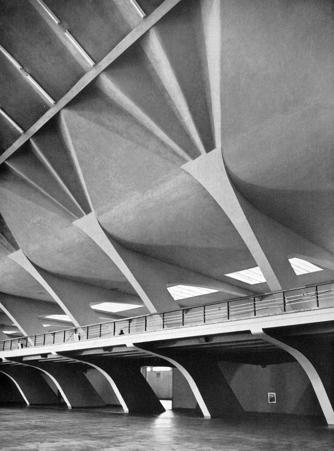 Archillect ID 382615