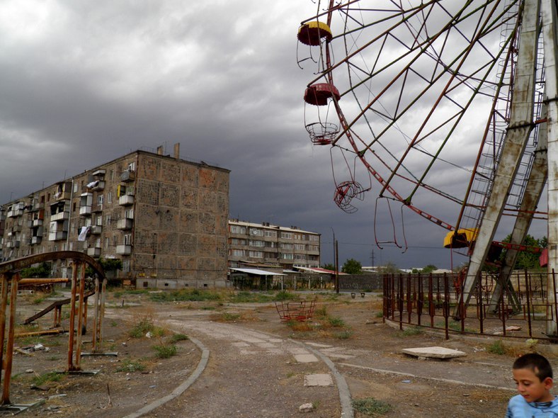 Archillect ID 382646