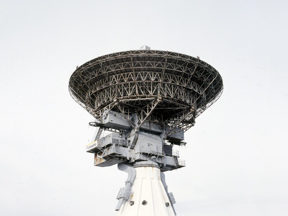 Archillect ID 382676