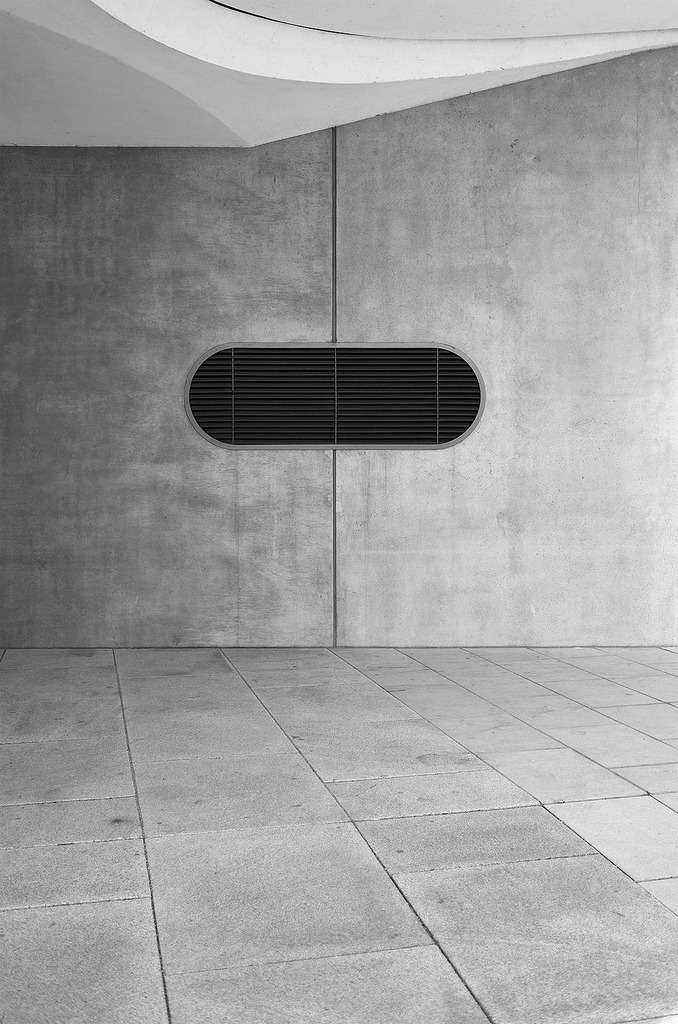 Archillect ID 382700