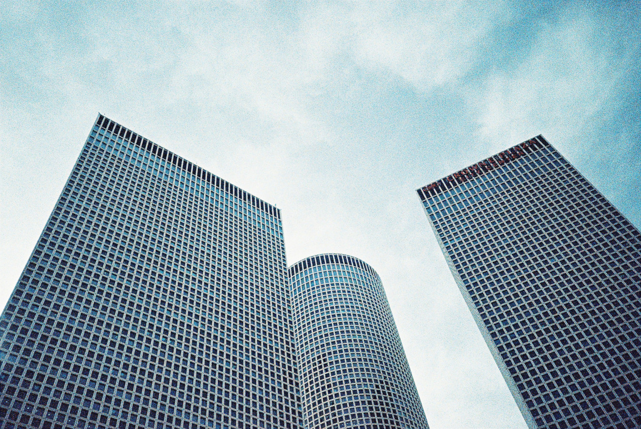 Archillect ID 382777