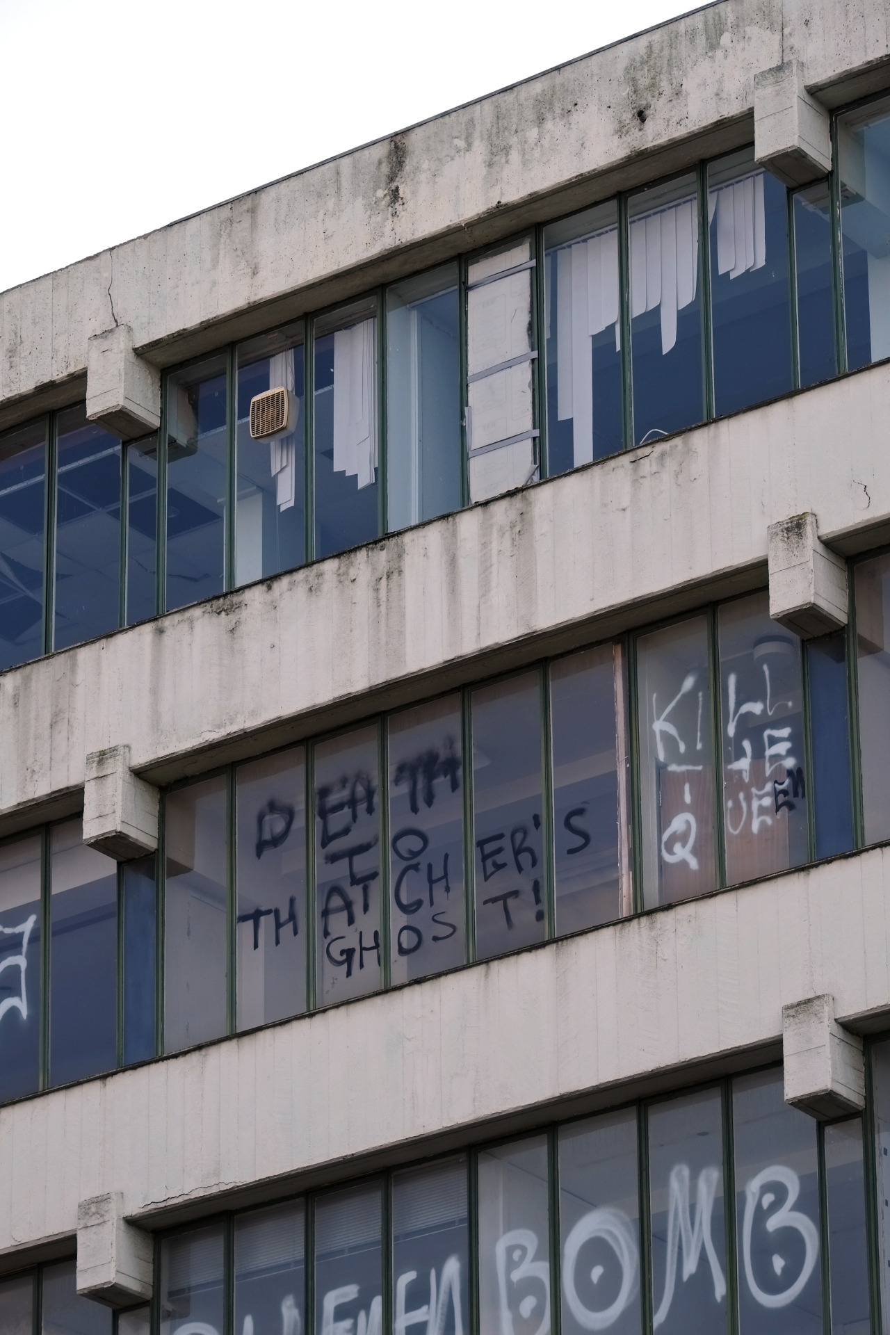 Archillect ID 382803