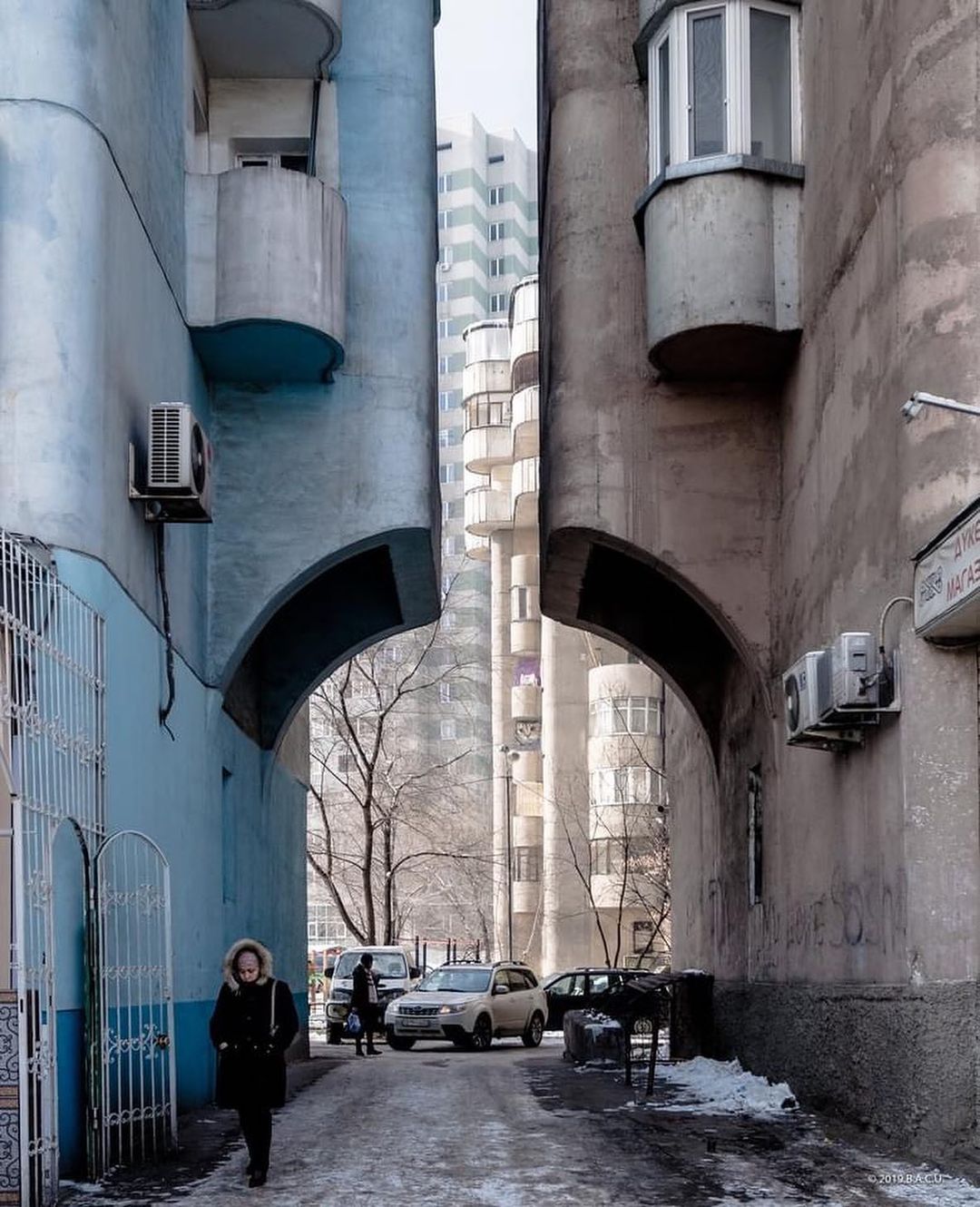 Archillect ID 382819