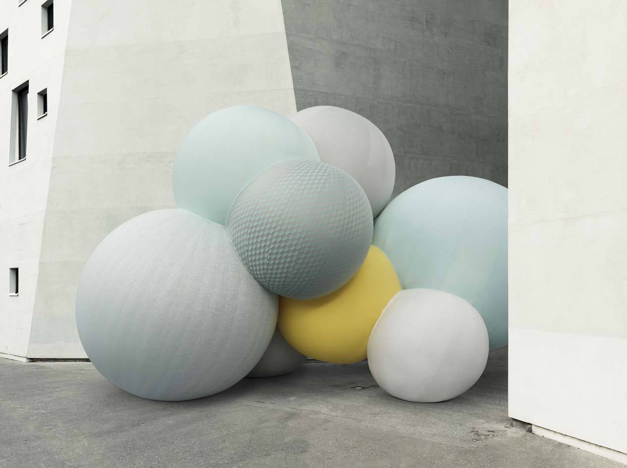 Archillect ID 382880