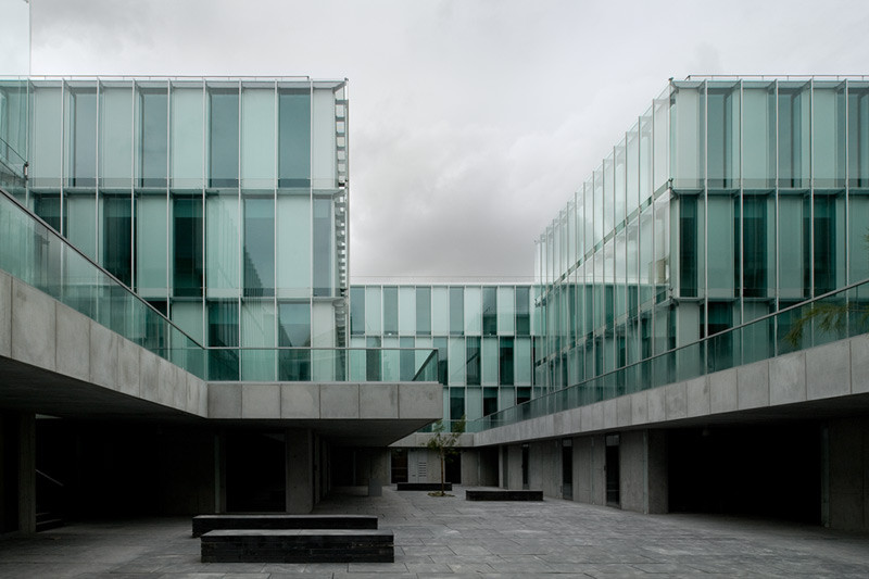 Archillect ID 382882