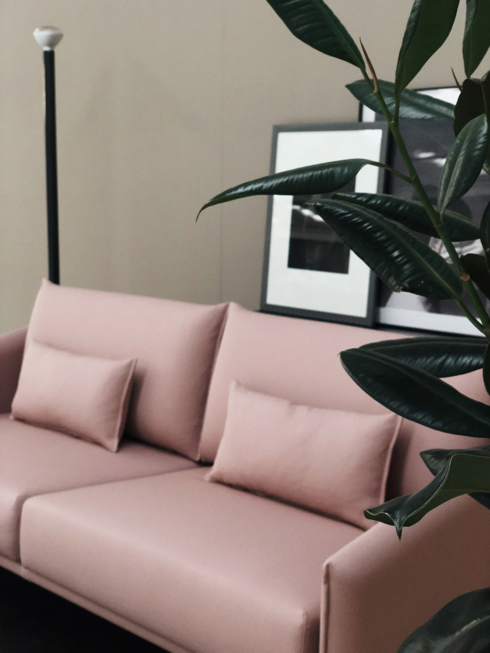 Archillect ID 382924