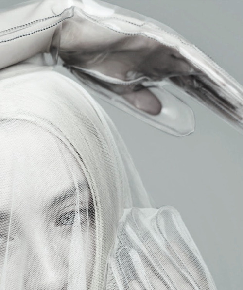 Archillect ID 382966