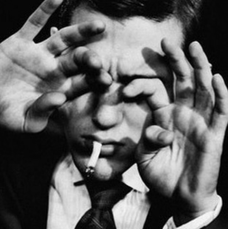 Archillect ID 382980