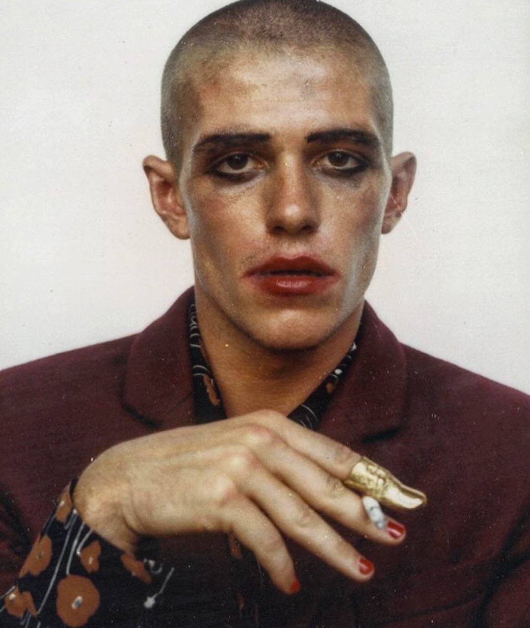 Archillect ID 382999