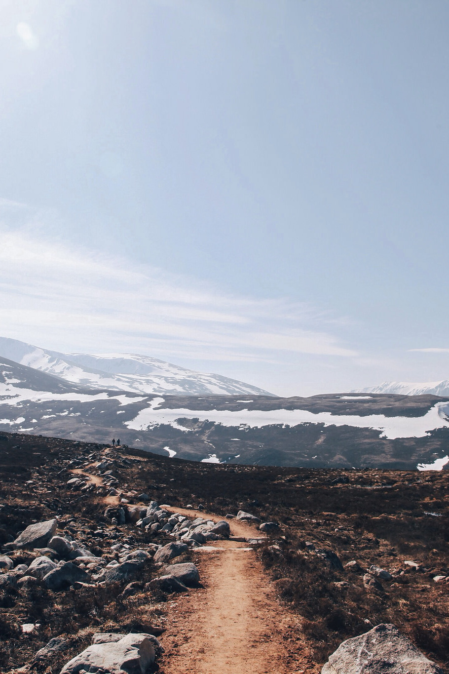 Archillect ID 383033