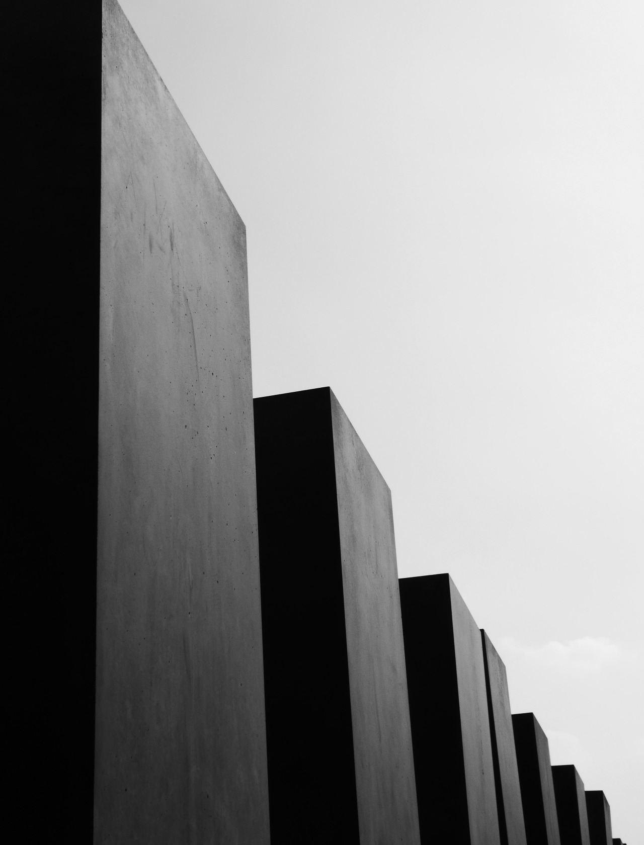 Archillect ID 383067