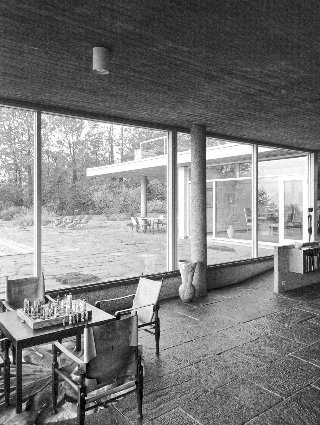 Archillect ID 383109