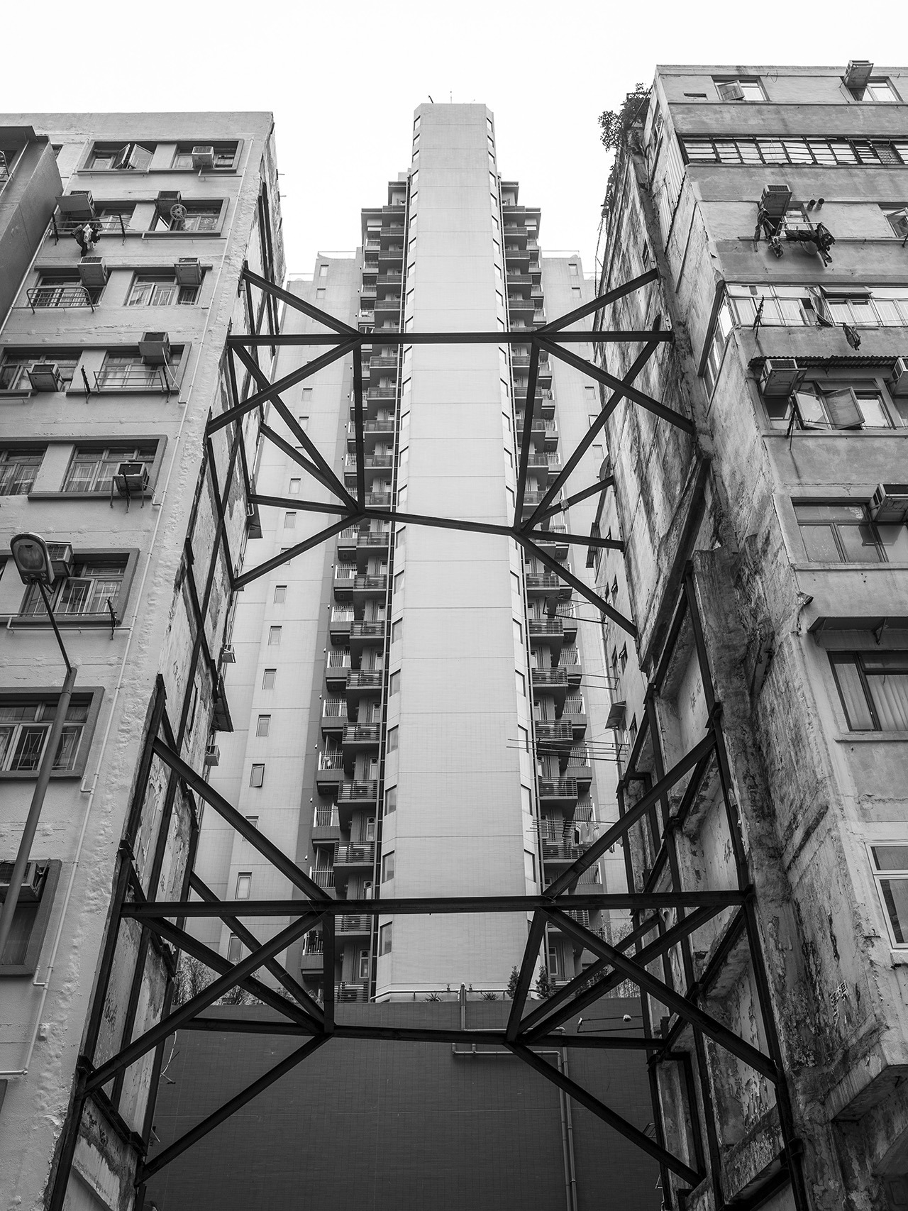 Archillect ID 383114