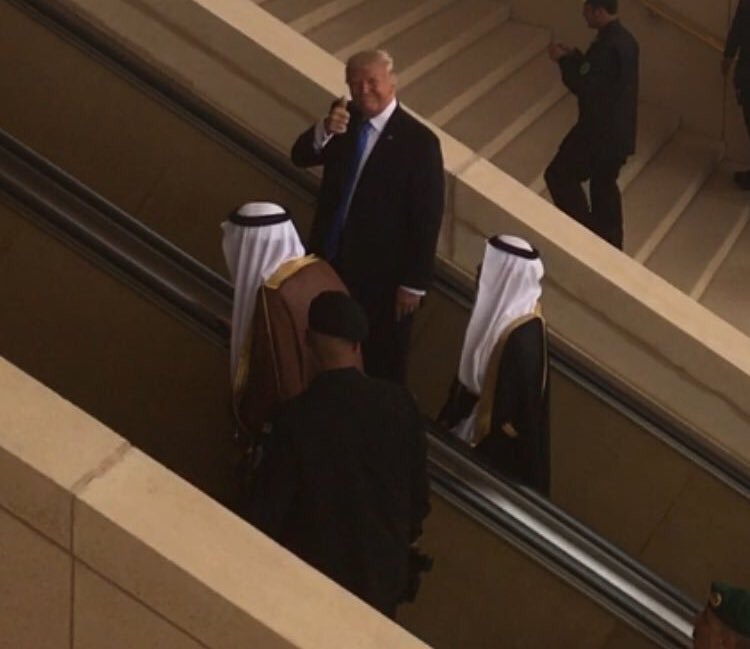 Archillect ID 383127