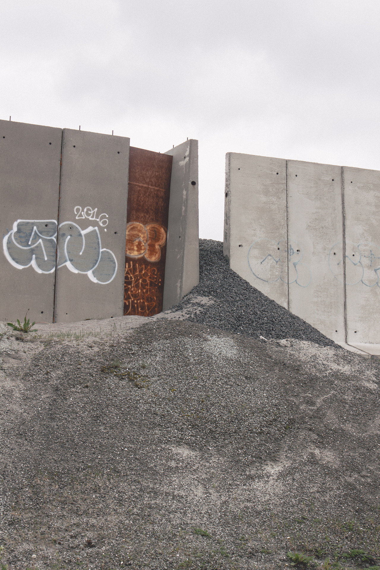 Archillect ID 383128