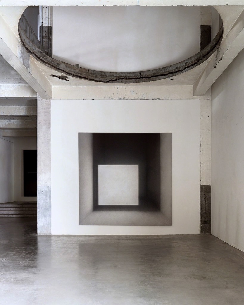 Archillect ID 383176