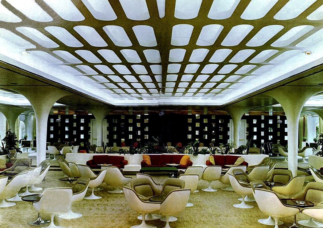 Archillect ID 383213