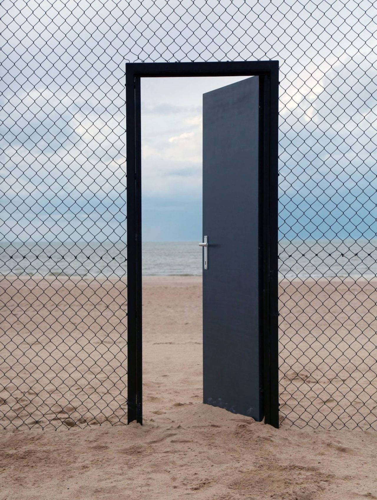 Archillect ID 383229