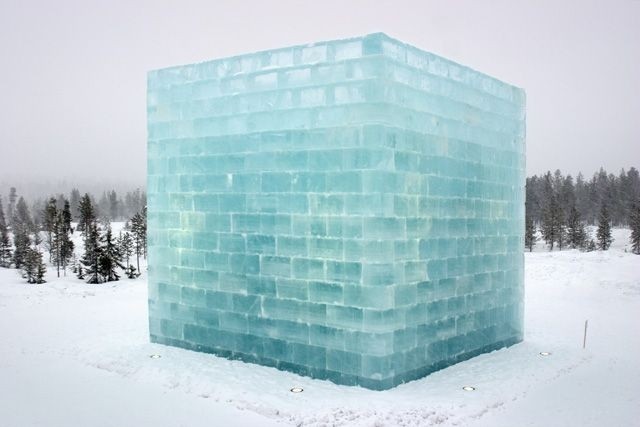 Archillect ID 383320