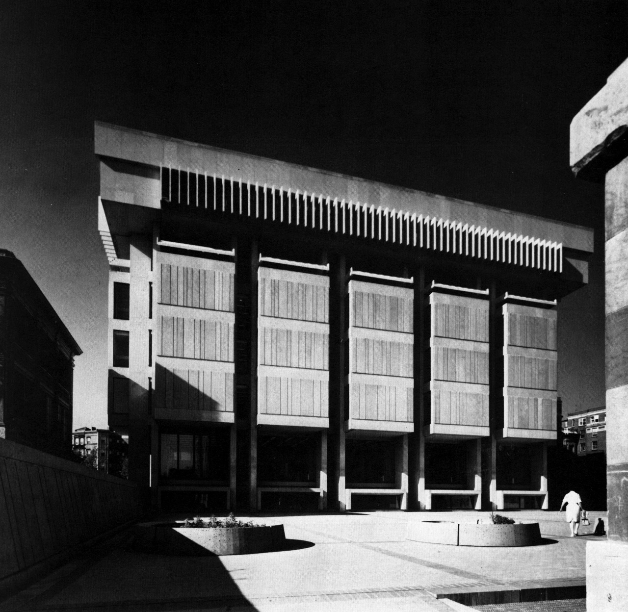 Archillect ID 383335