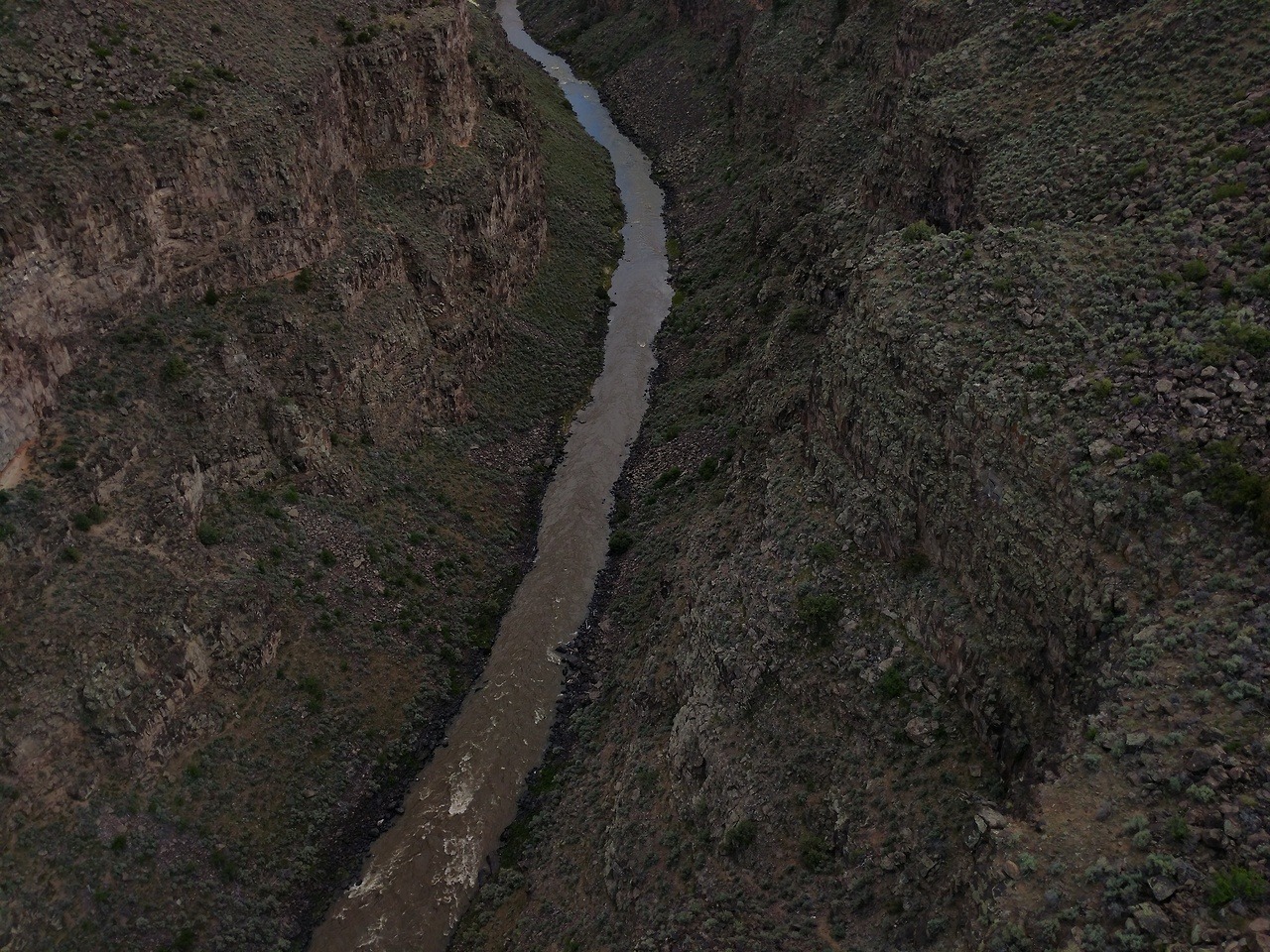 Archillect ID 383359