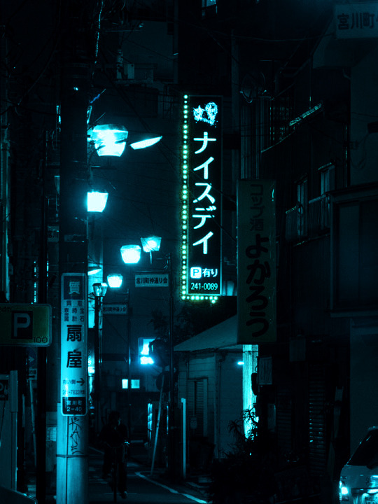 Archillect ID 383398