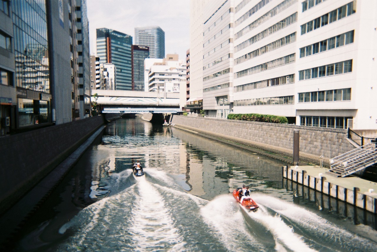 Archillect ID 383404